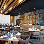 Fox Lite Hotel Cikarang